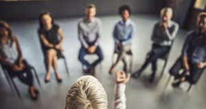 Social norms in Psychology | 2 examples for better understanding Social norms in Psychology